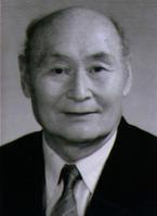 刘如曾(1918—1999)作曲家、戏曲家。原籍江苏常州。1918年出生上海。笔
