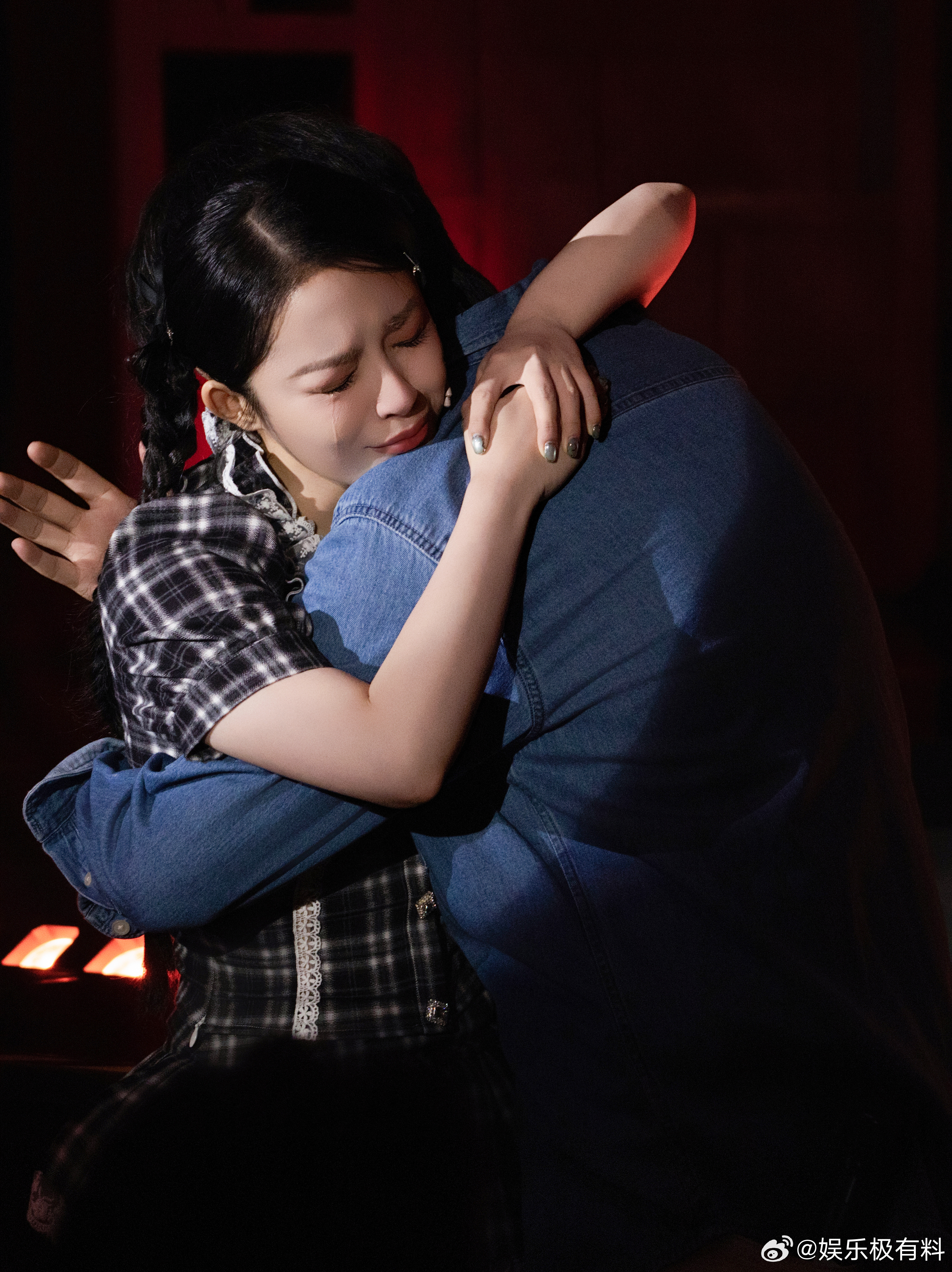 李莎旻子靠演音乐剧活过来了音乐剧于李莎旻子而言，是救赎也是光亮 