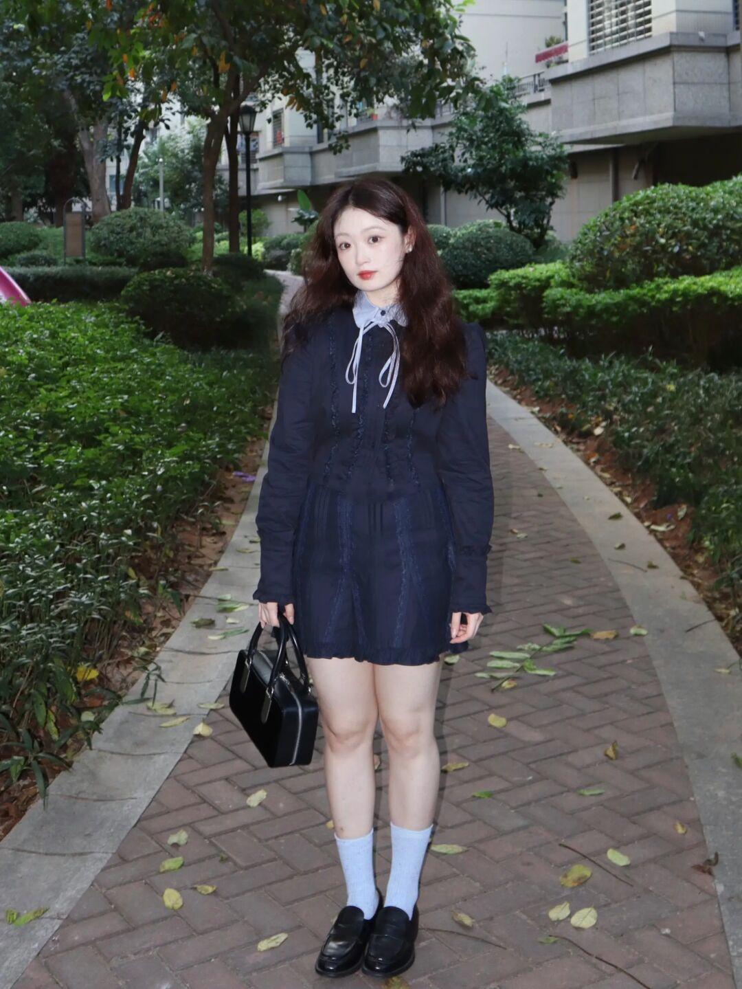 微胖女孩秋天的漂亮衣服也太多啦！！！
