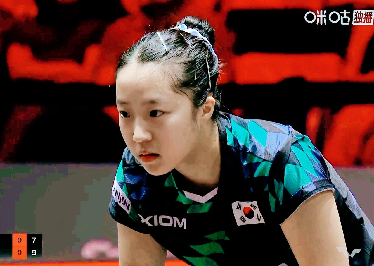 爆燃！王曼昱和申裕斌第一局就打出了王炸！
不但打出了21:19这样的比分，
关键