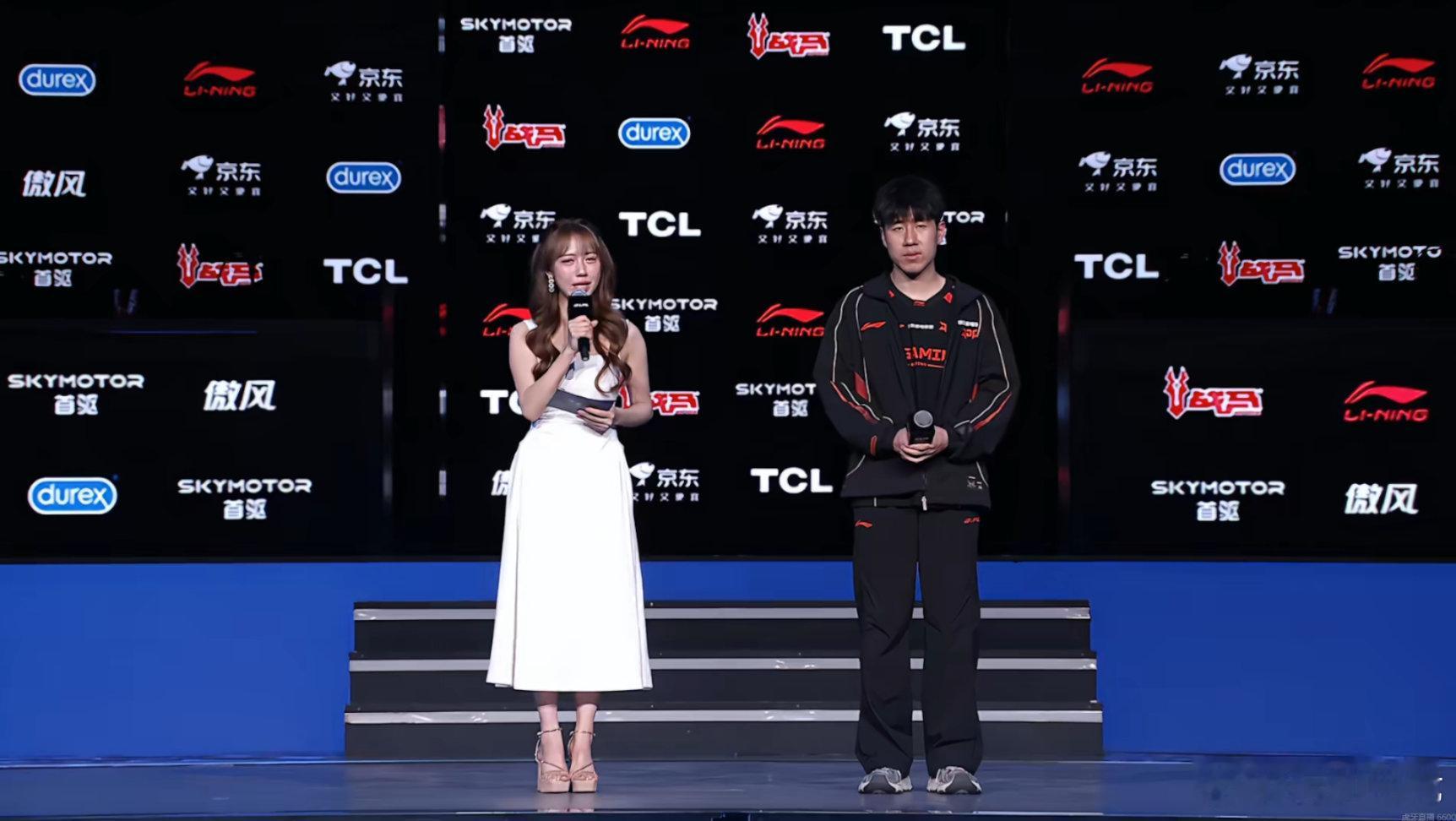 GALA：这个版本EZ很不错，大家可以多玩！JDG让一追二WBG jdg打wbg