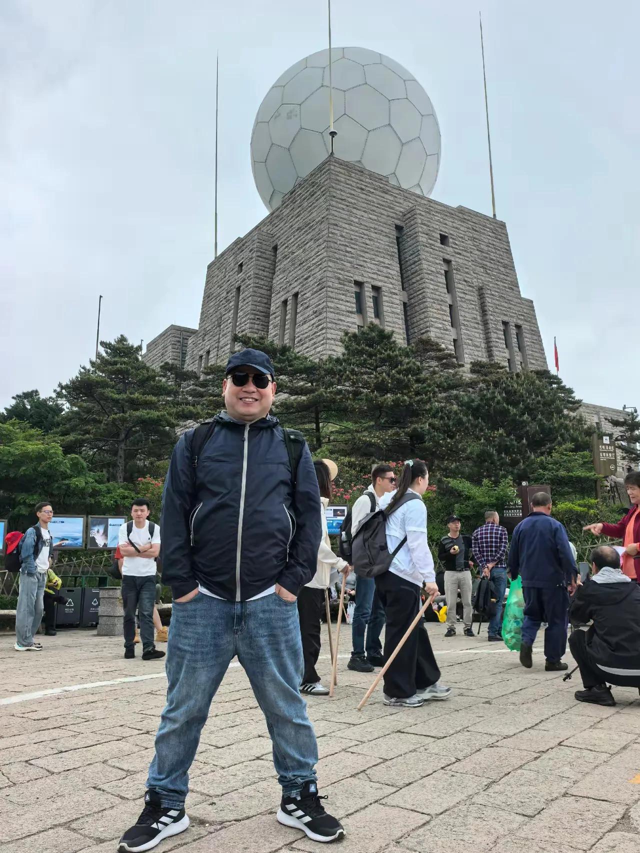 这样的中年男人，大家能猜到他有多少岁吗？这样的大叔，大家认为可以吗？
虽然这只是