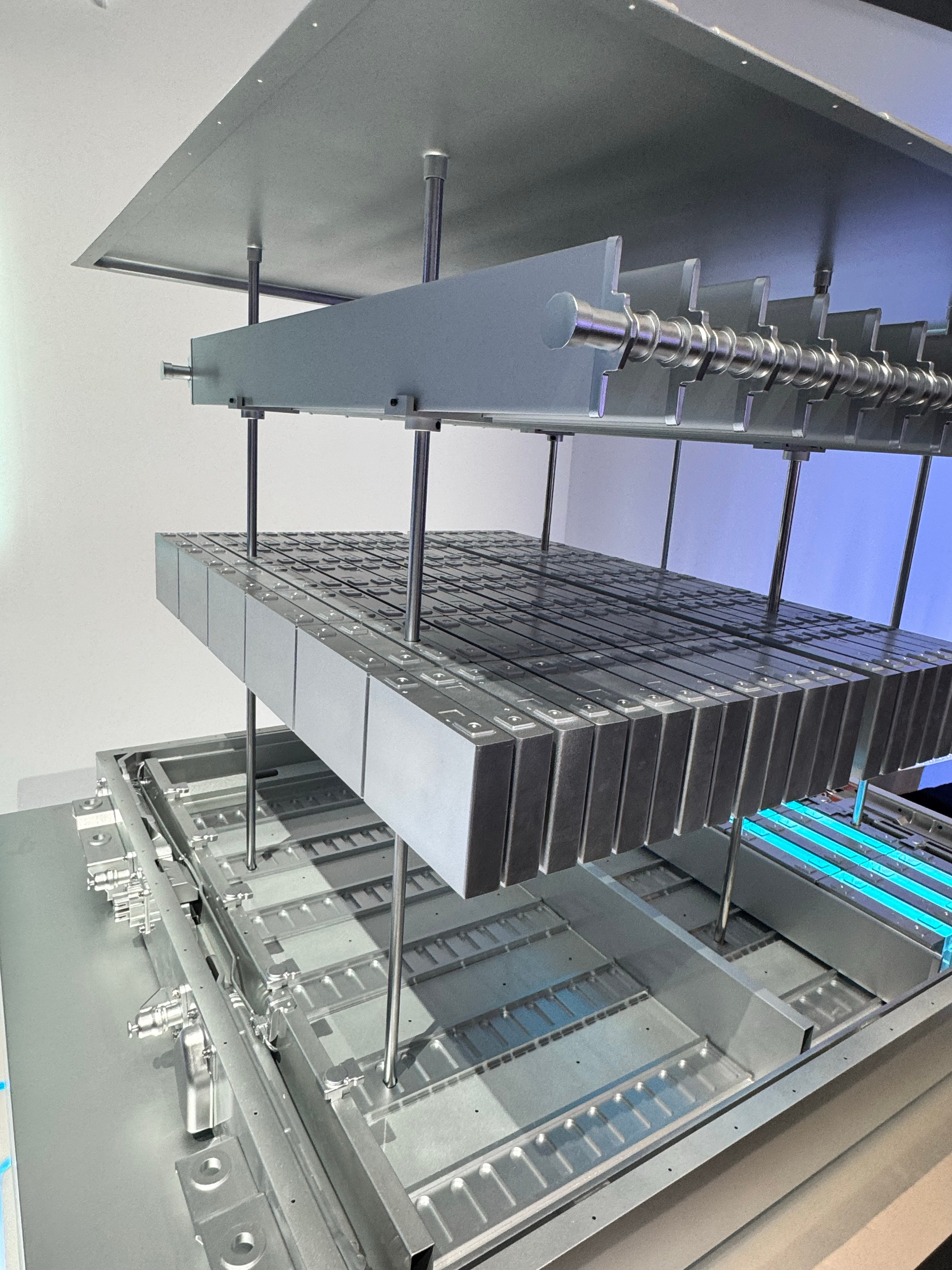 奇瑞&路虎探索合资3.0模式沉寂12年以后，FREELANDER神行者带着一身“