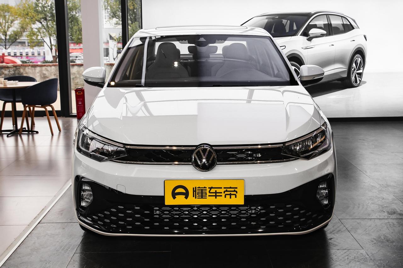 10万预算买轿车，记住这3款就够了👇
🔹 朗逸新锐｜6.98万起 省心耐用，