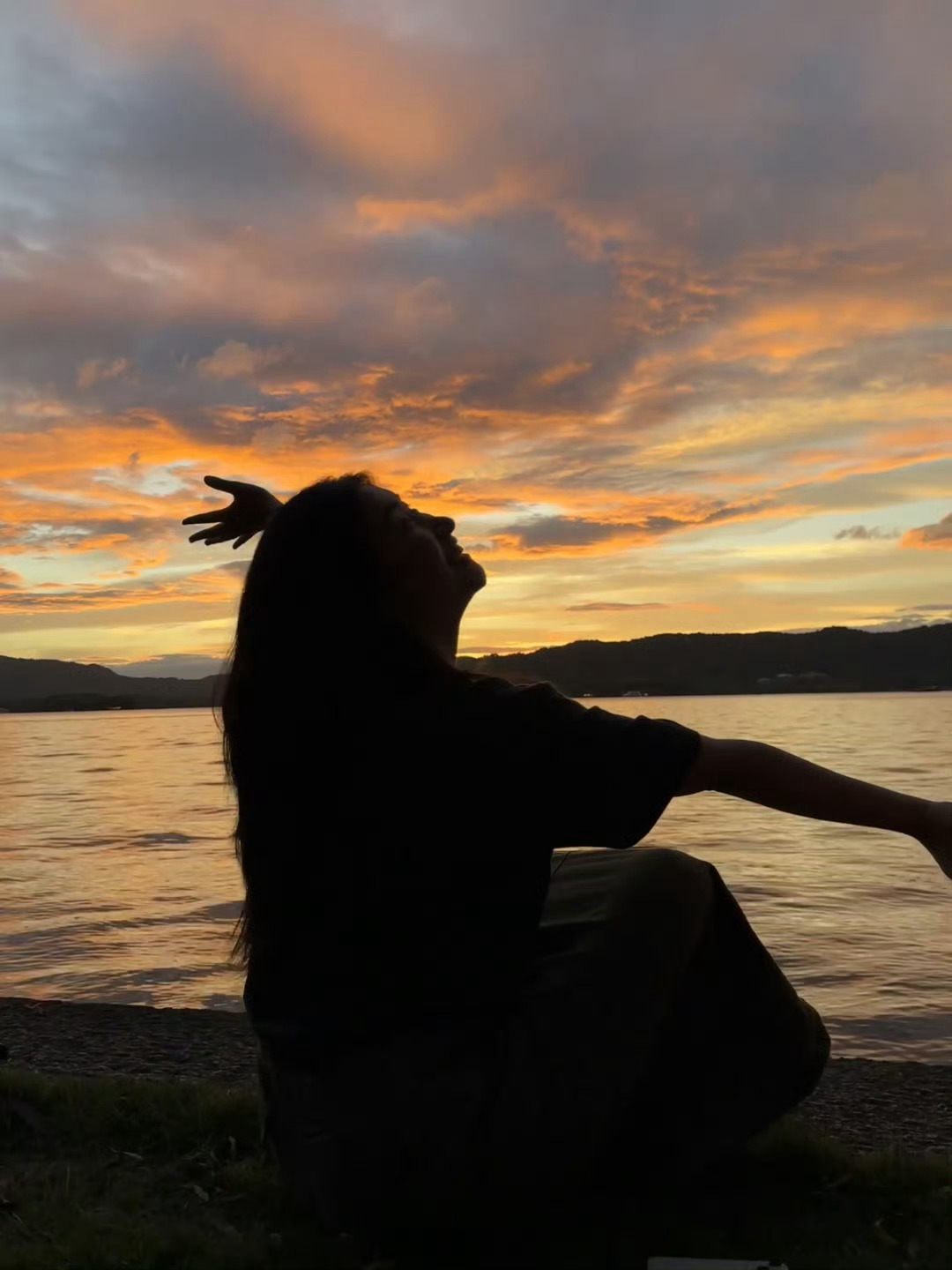 话说得这么难听，上完厕所没擦嘴吧 