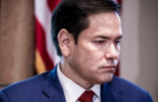 美国国务卿鲁比奥碰壁了，堂堂外交一把手连中国“入场卷”都拿不到。5月8日，中方高