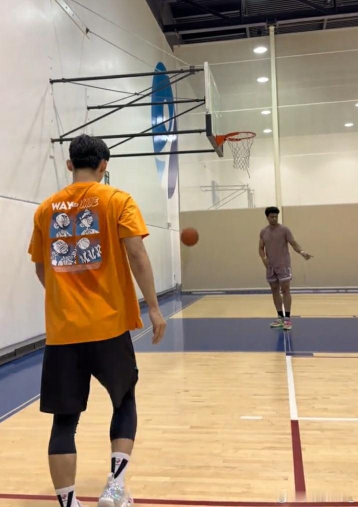 广东宏远杰哥新鲜出炉的特训
