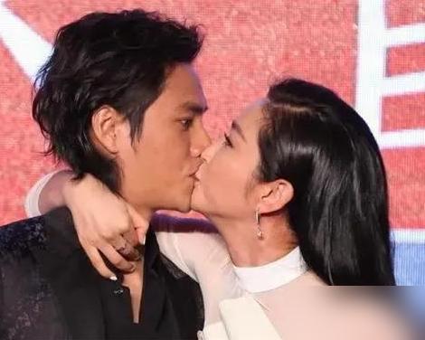 豪门公子哥拿钻戒求婚，53岁的李冰冰看都没看。你以为是清高？错了，这女人狠到骨子