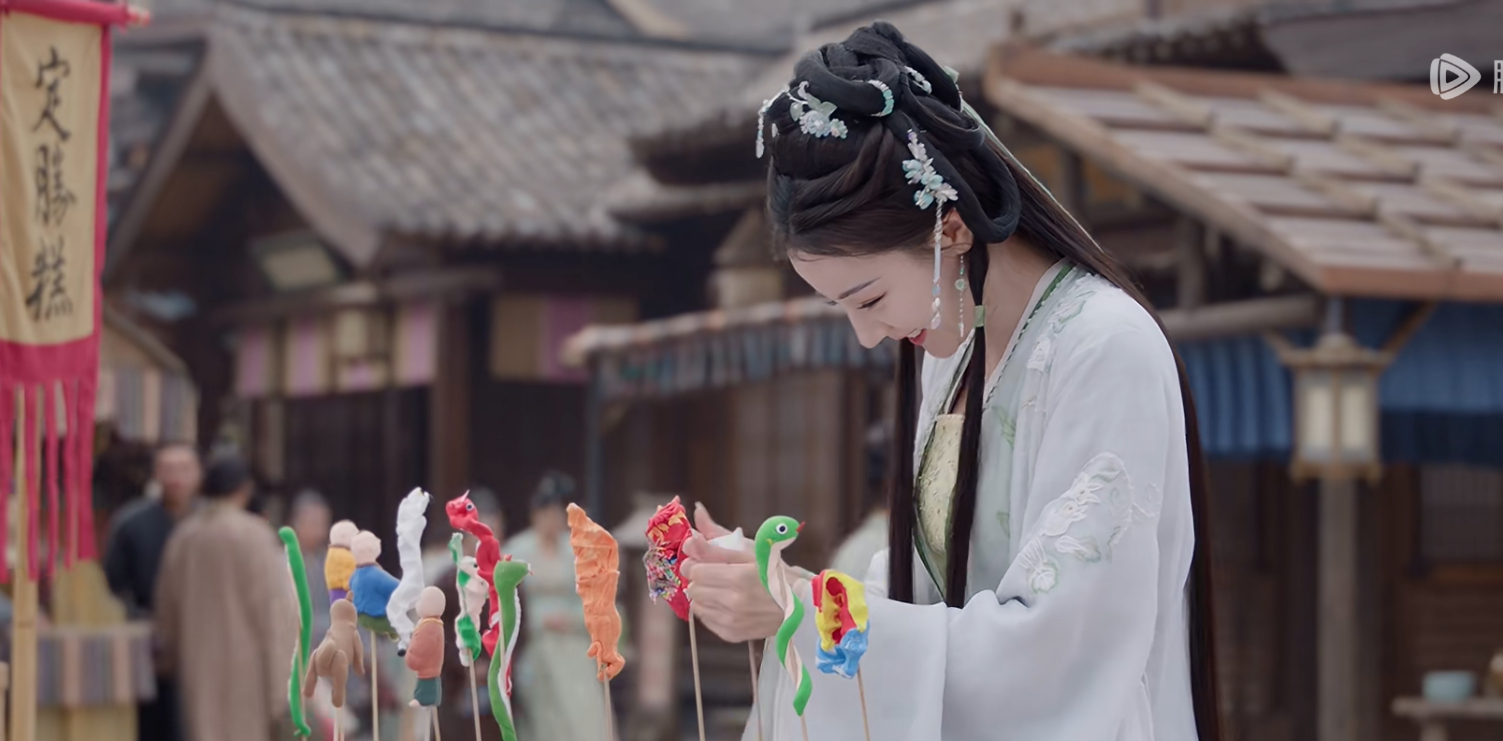 贺思慕获得五感后啊到处捣乱毁坏东西，网友：这才是魔鬼降世哈哈哈白日提灯