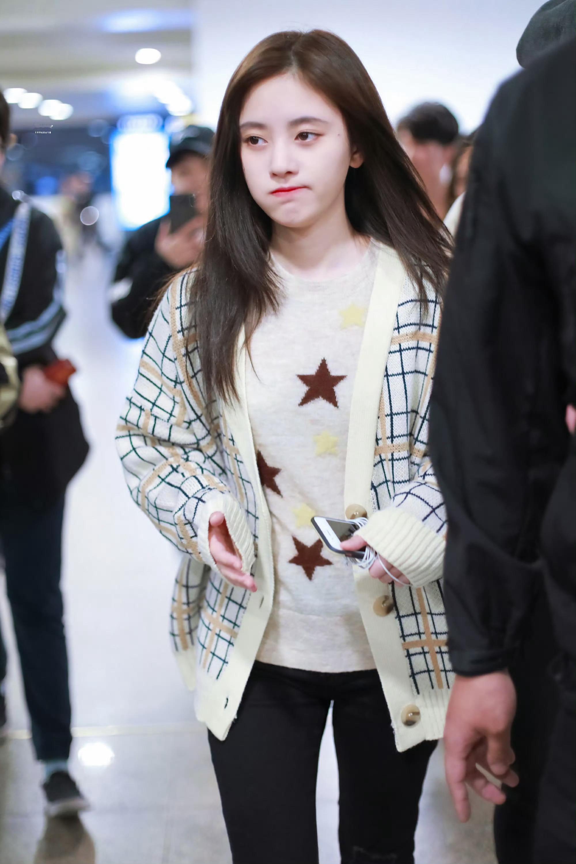 鞠婧祎  jjy鞠婧祎万花世界 jjy鞠婧祎苏绿夏 今天发现一个岛 叫为你神魂颠