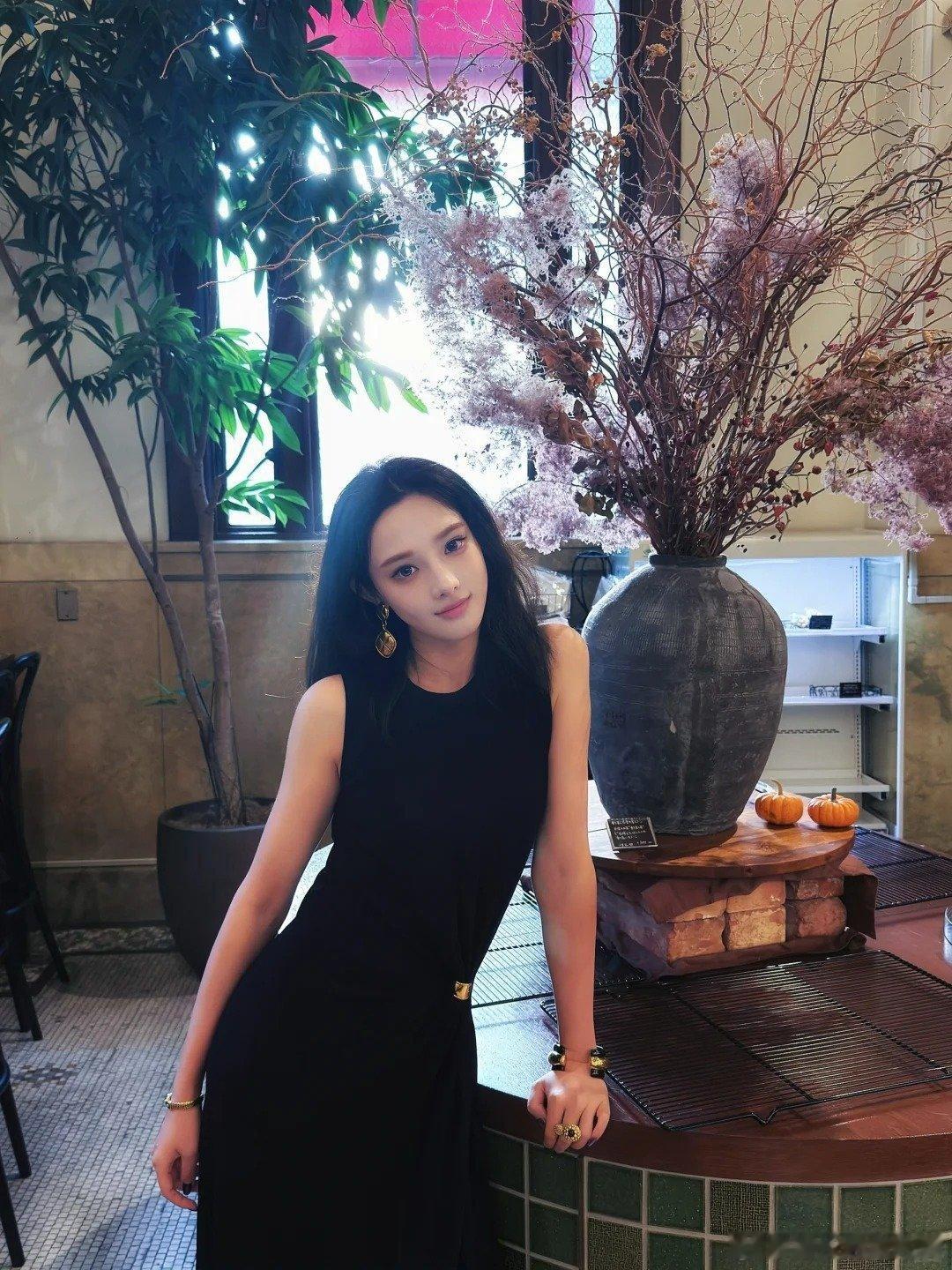 彭小苒 谁懂啊！她真的好绝！！ 