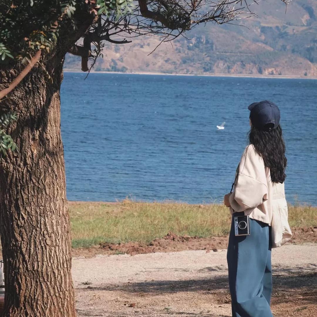 在海边漫步，感受大自然的美好🌊海边风景随手拍 海边游玩日常 海边度假感 海边自