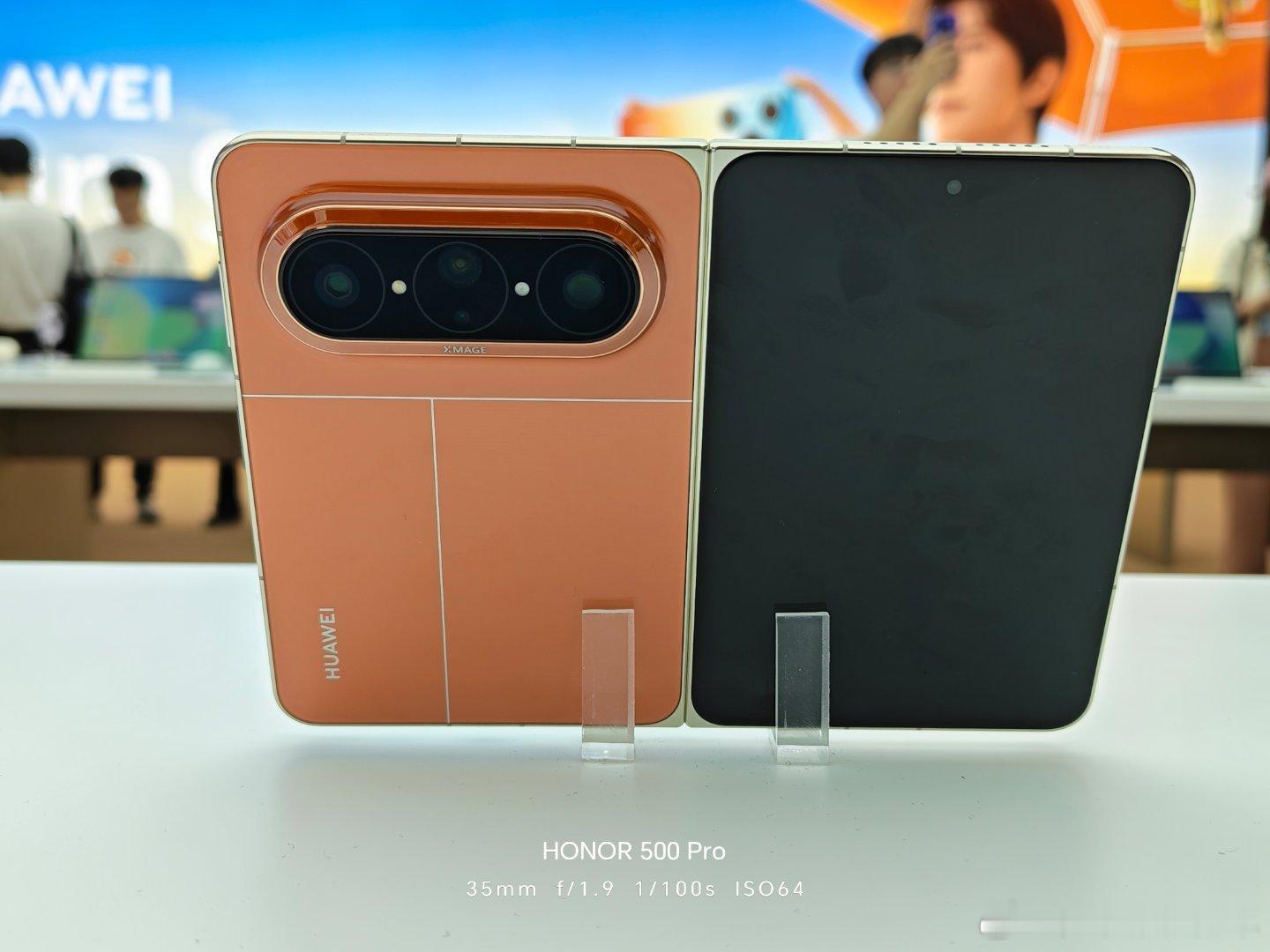 iPhoneUltra金属机模 这不就是华为Pura X Max？ 