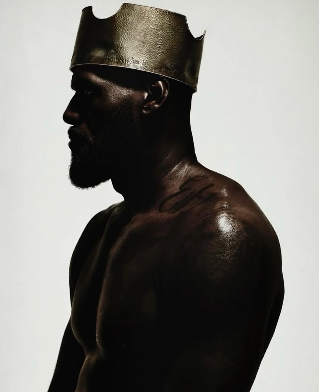 只有傻瓜才自己碰了钉子方始回头；聪明人看见别人吃亏就学了乖。早安！早安心语早安