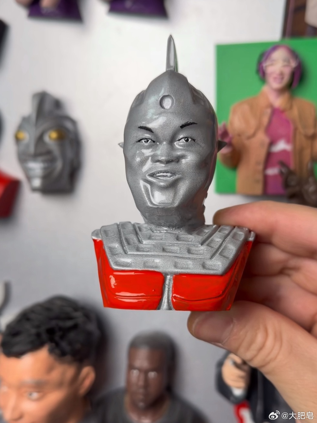 你们不觉得这很神圣吗？ 