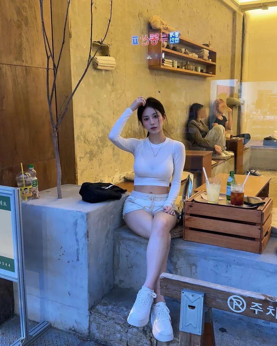 #美女的魅力究竟在哪# 纵使晴明无雨色
#分享美女。🤓# #美女分享。🤓# 