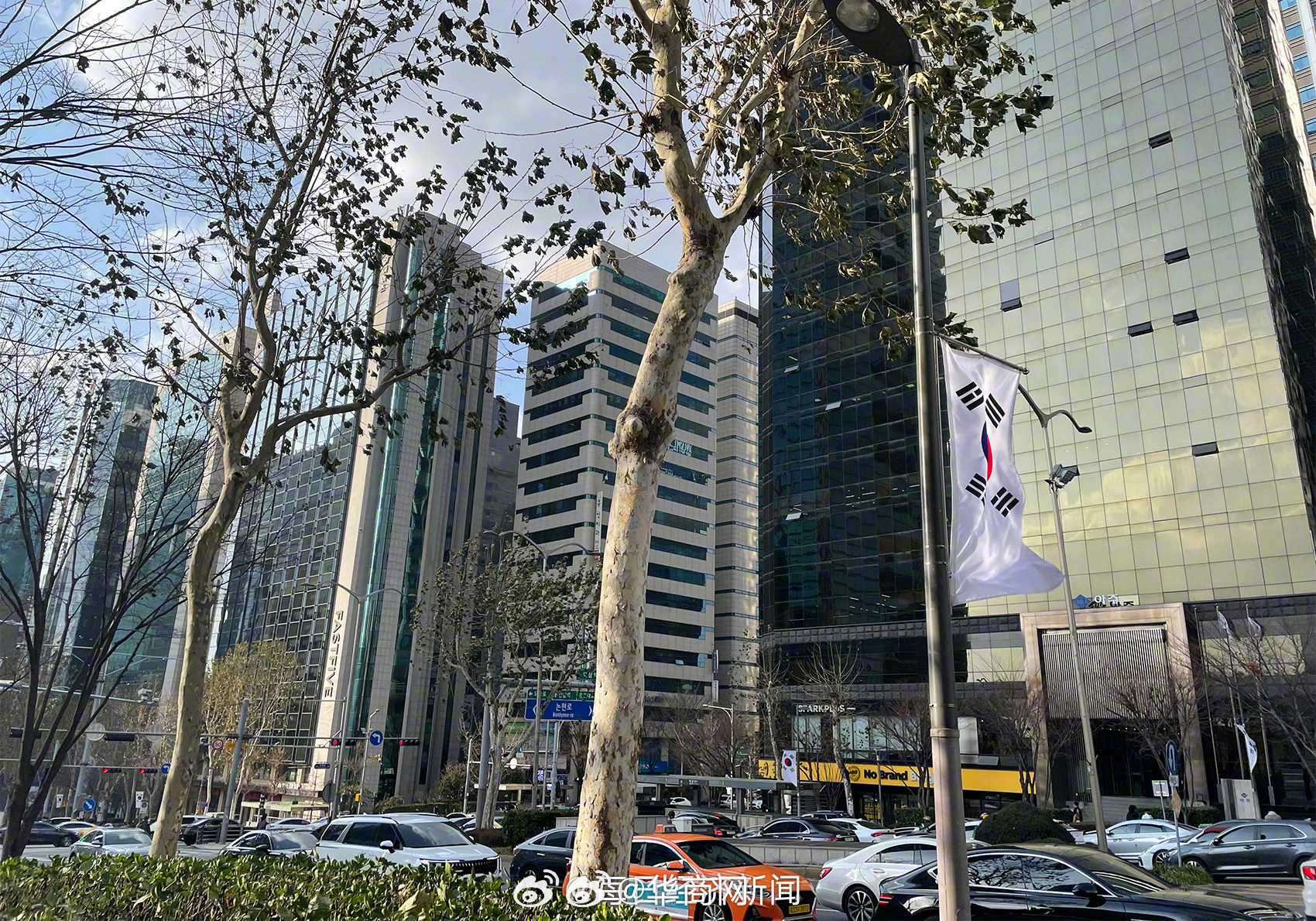 【 】韩国2026学年大学修学能力考试（即高考）于11月13日8时40分（北京时