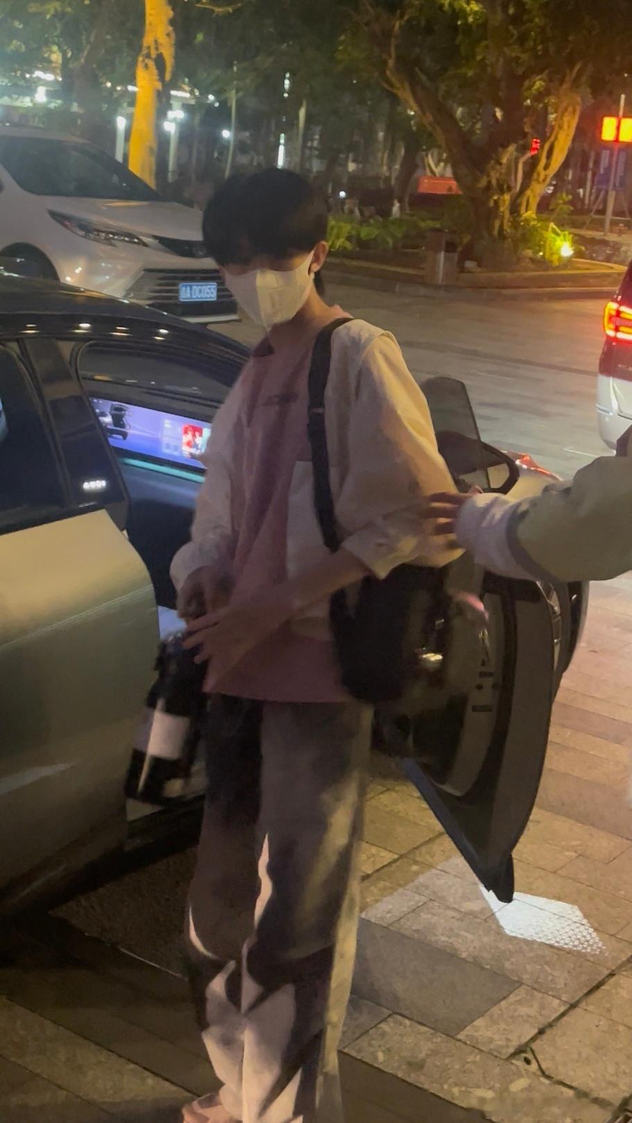 tg 今天杨博文下班 