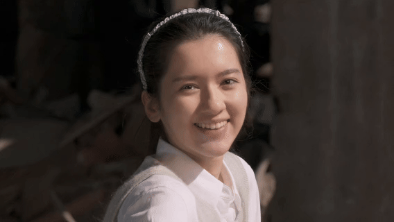 隐身的名字买一送三隐身的名字 追这部剧的日常：被水泥案烧脑到挠头，被闫妮笑到喷饭