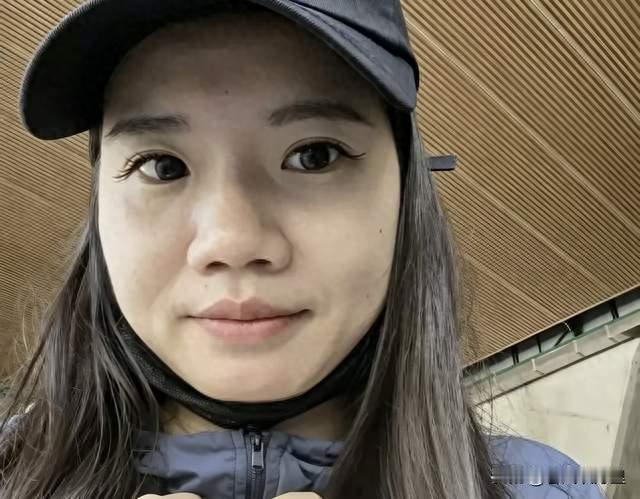 27岁女子赴泰失联，男网友拿苹果18当诱饵，朋友劝都劝不住