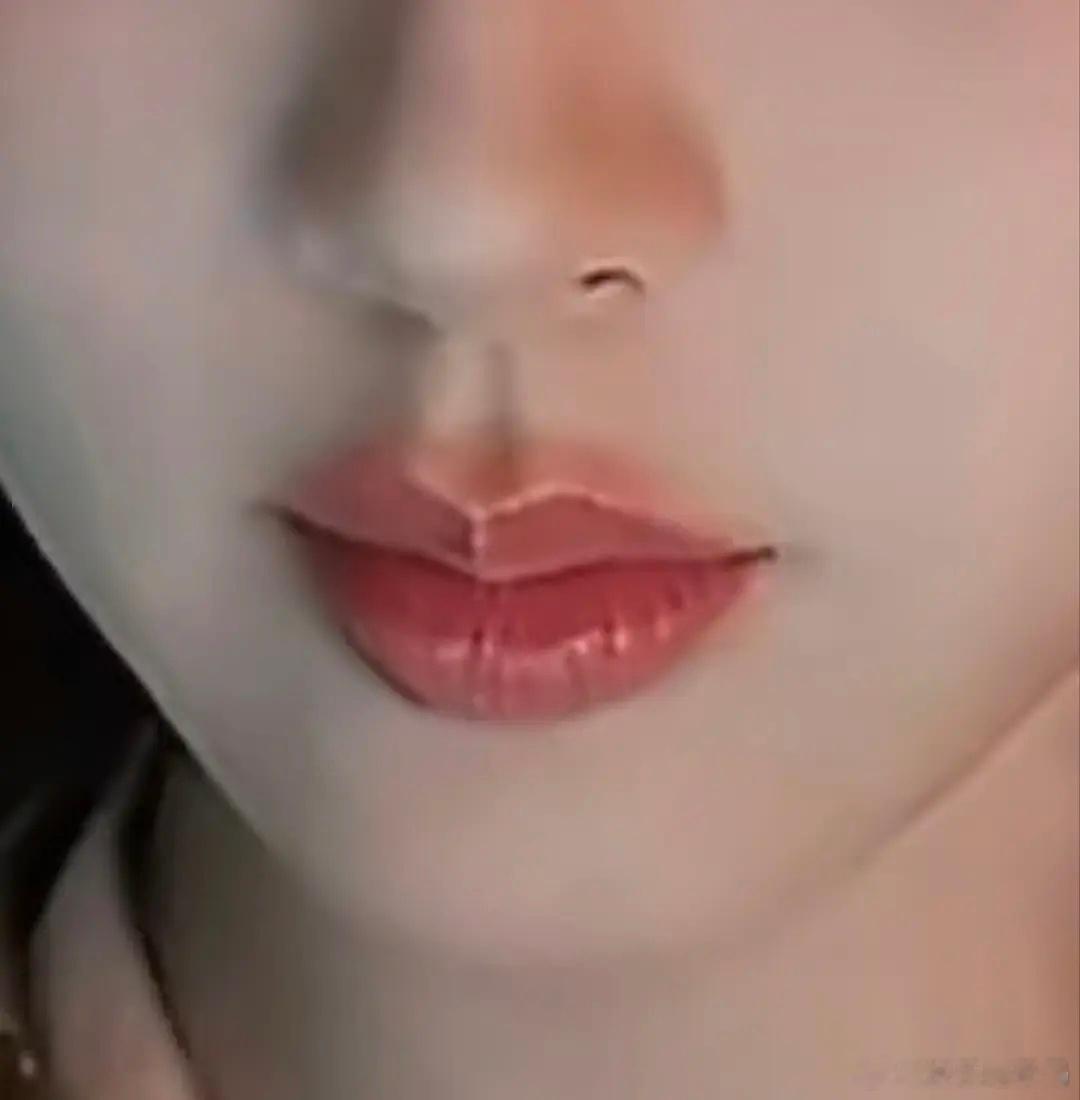 古装剧也要把💄涂出唇线吗 