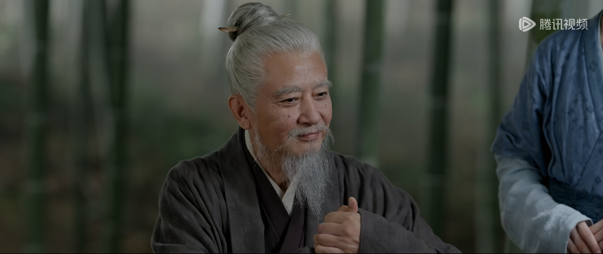 梨：这位是朱夫子仪：不一定梨：这位是我外祖父仪：外祖父白鹿叶璃。白鹿莫离