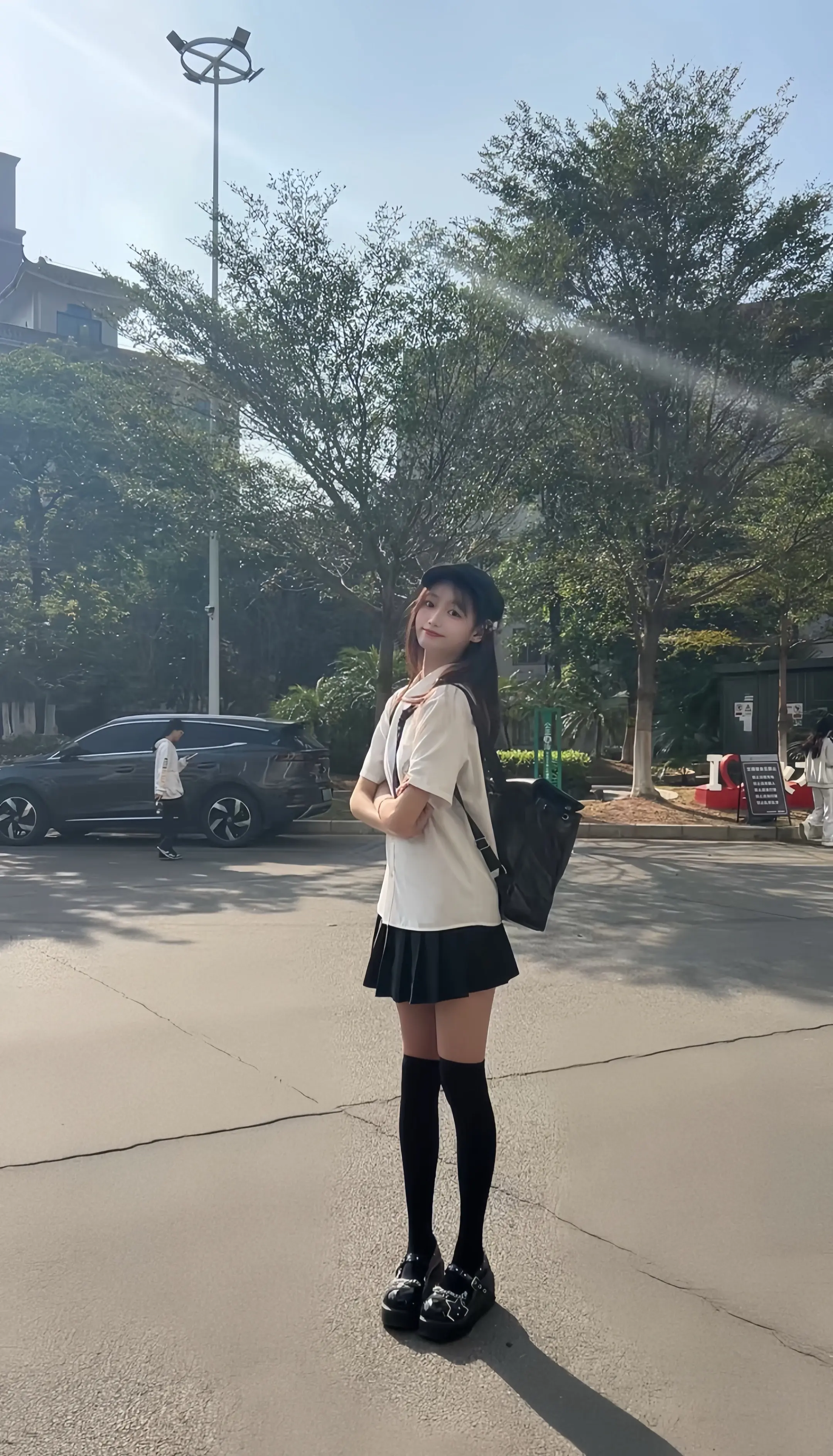 我的少女时代是魔丸。看见熟人狠狠肘击一下还装作这不是自己干的 我会把掉...