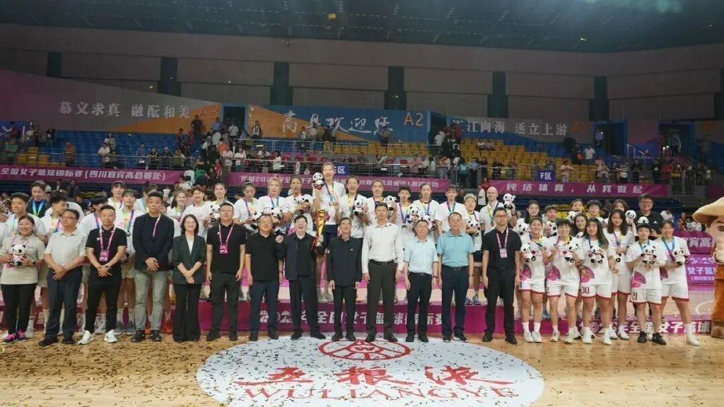让中国女子篮球联赛吃大锅饭是否可取？

我个人看法是不可取！（原因👇

例如，