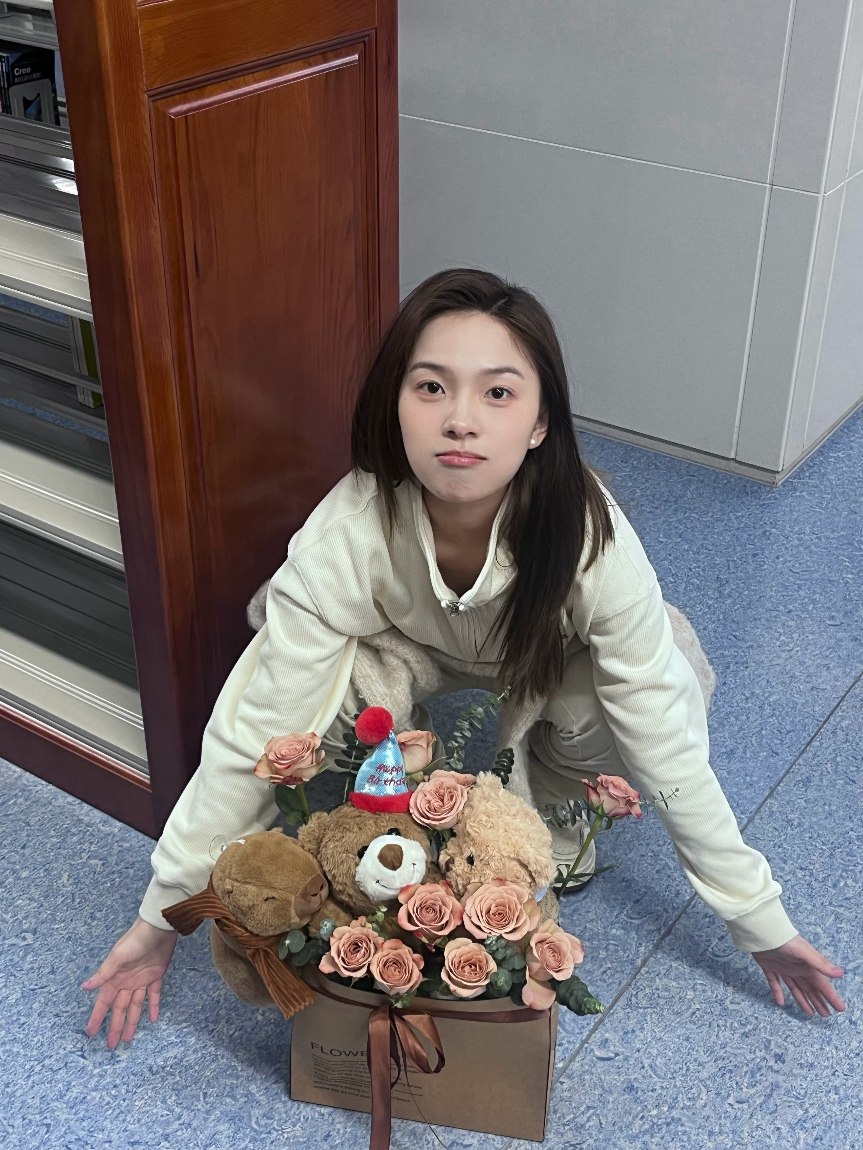 网剧校服的裙摆 收官！🎻青春是一本太仓促的书，短暂铸就了时光的浓烈，也激发了生