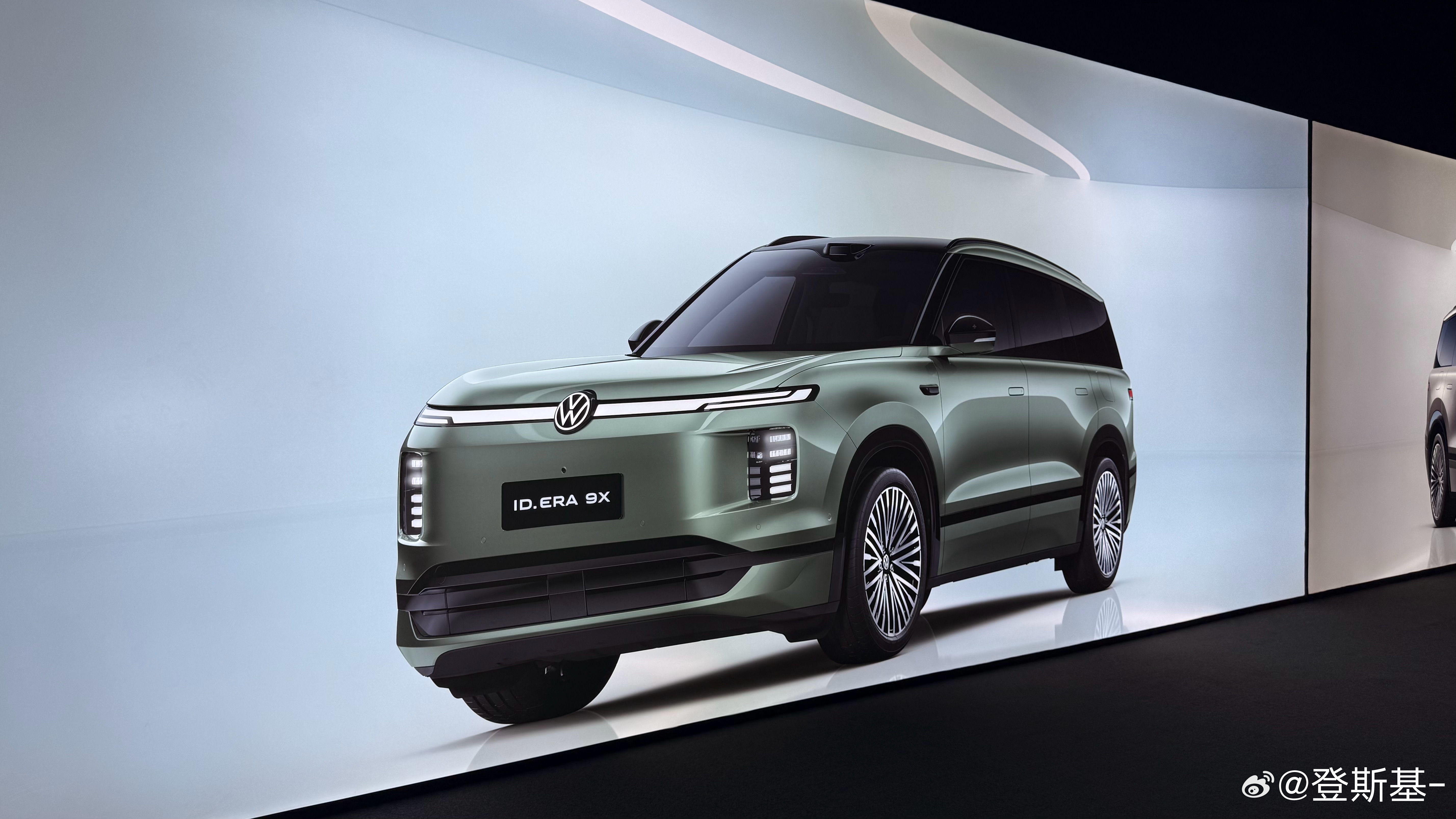 大众现在也是赛马机制，就看跟谁的智驾方案能最终转化成真正得大盘销量。我和汽车的日