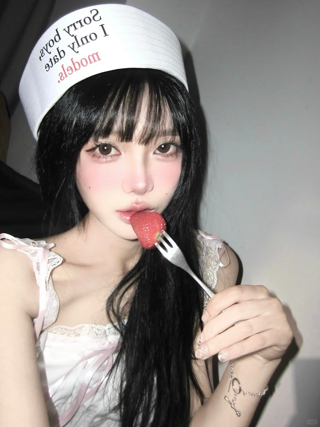 𝒲𝒾𝓁𝒹 𝓈𝓉𝓇𝒶𝓌𝒷𝑒𝓇𝓇𝓎˖🍴⁺⑅