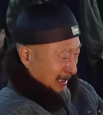 72岁陈佩斯，悲痛发文！
 
8月11日中午，陈佩斯突然更新社交账号，悲痛的发文
