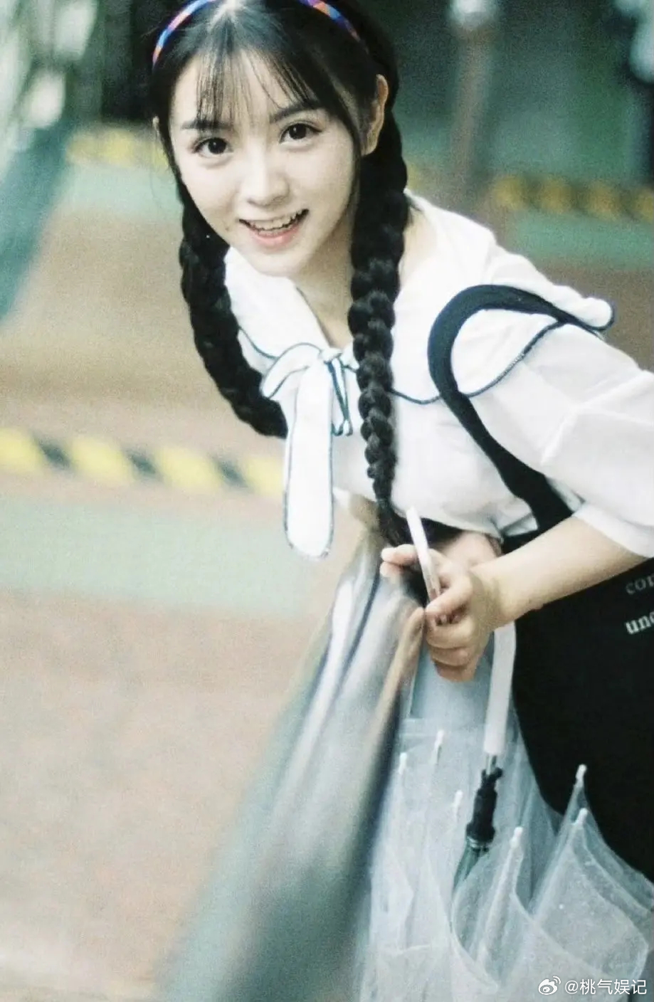 🍩的发缝咋消失的 