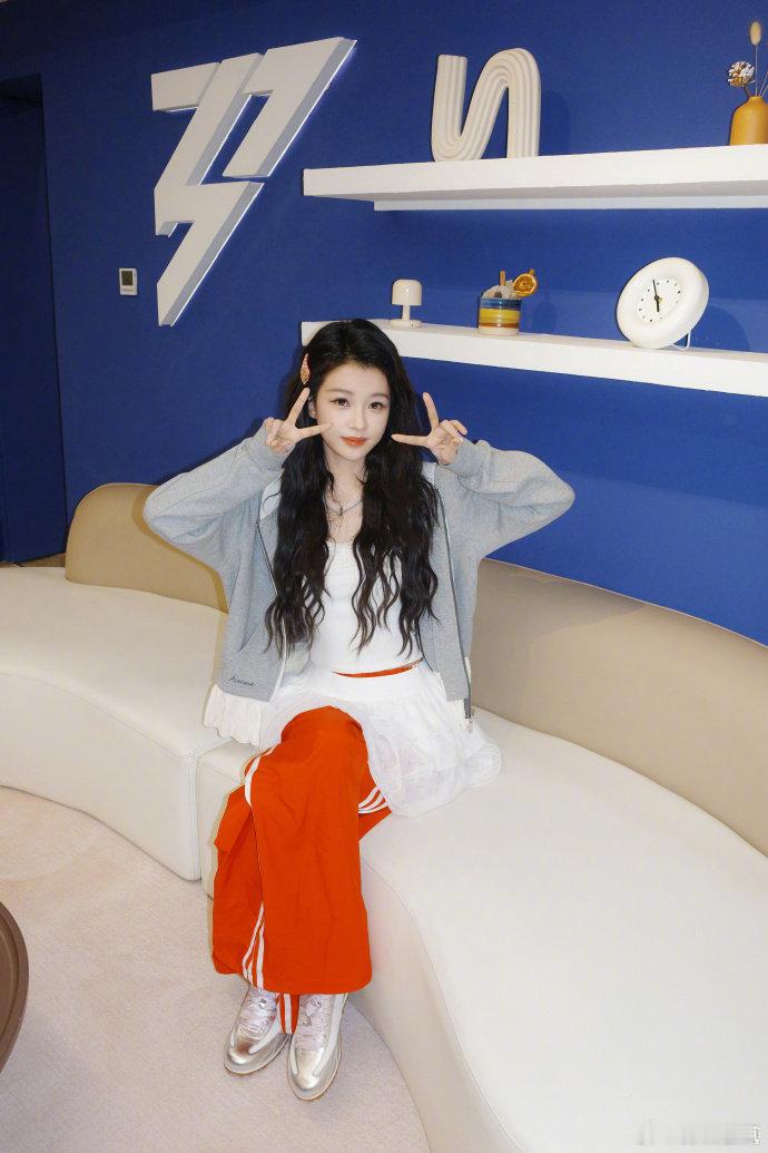 孙怡这种漂亮话我爱听她很清楚自己来乘风的目的，就是抱着学习和突破的心态来的，目标