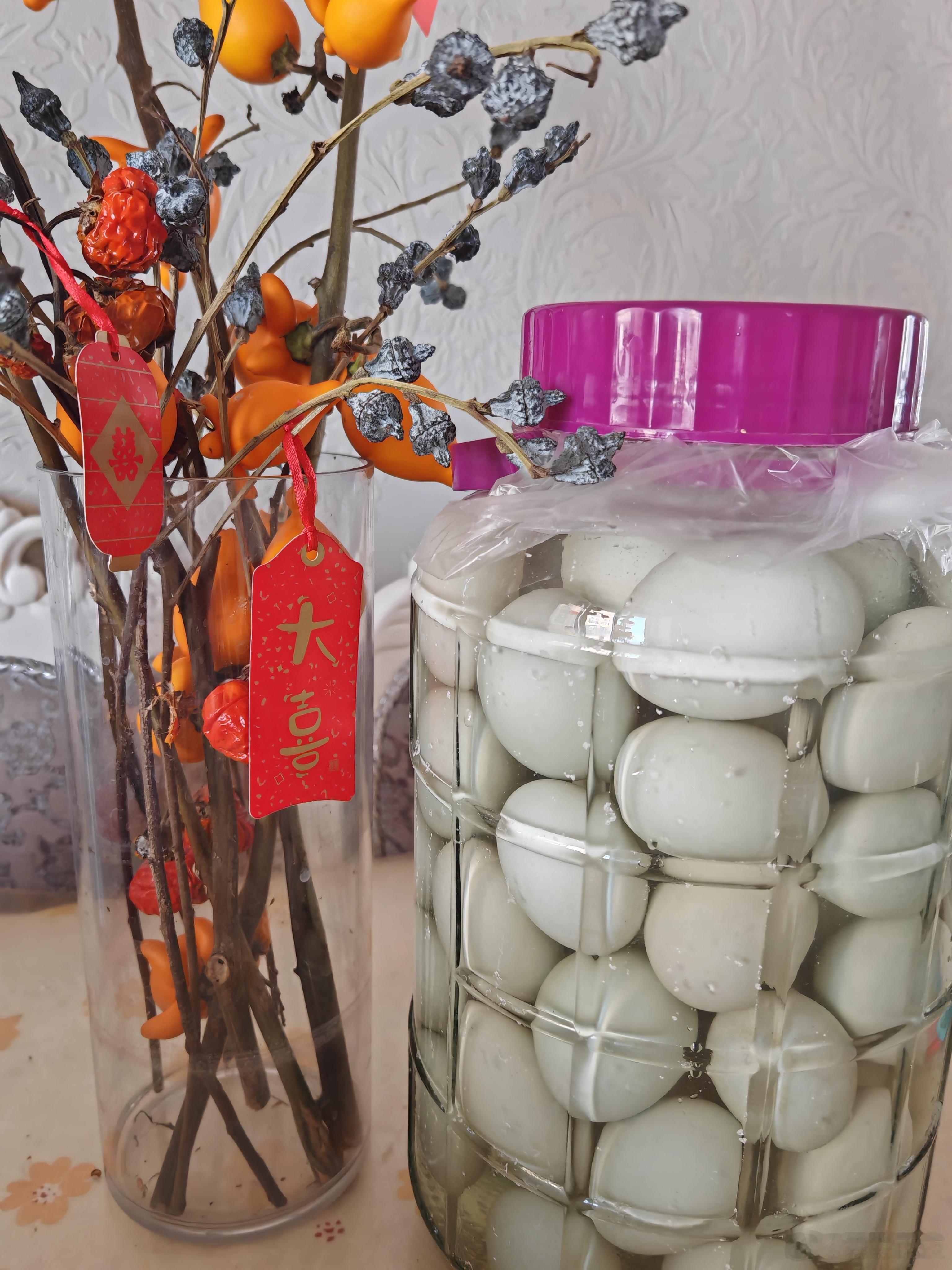 食谱  菜市场上常见的草木灰、黄泥、黄沙盐腌法，对于城市的娃这些材料真心不好找啊