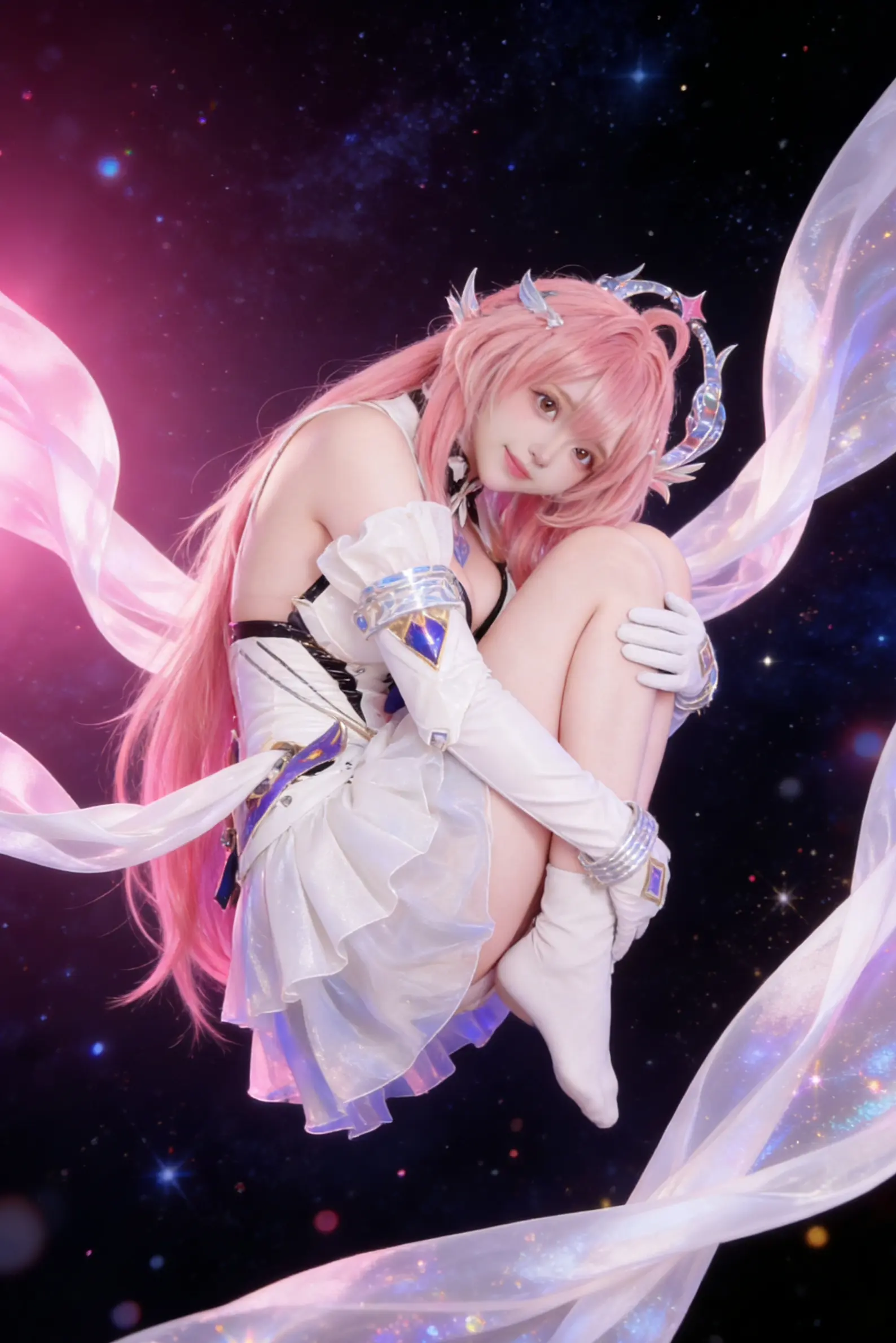 爱弥斯 鸣潮。     别怕漂泊者才3.1之后我会回来的~