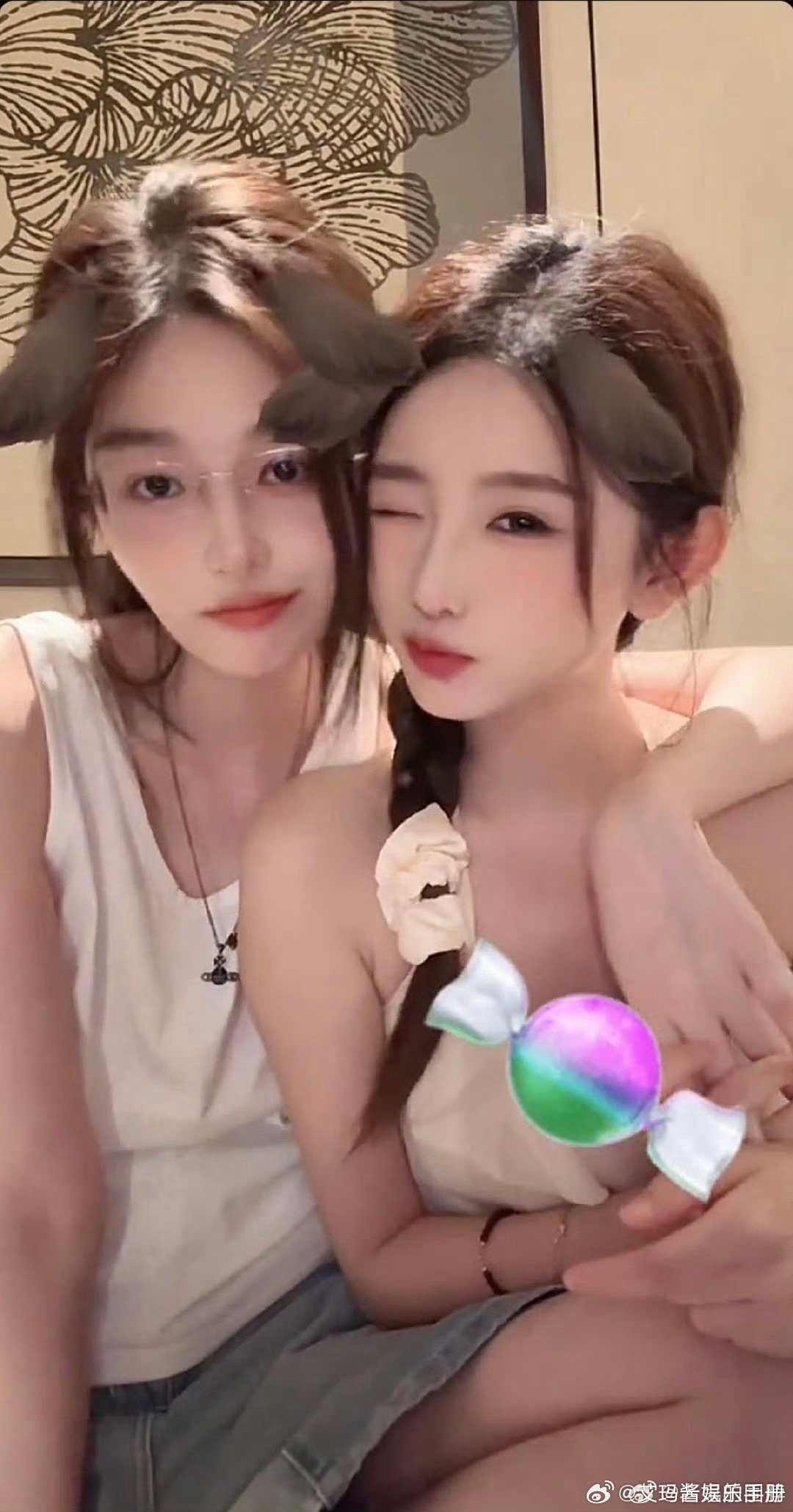王奕 周诗雨诗情画奕发糖🍬了[彩虹屁] ​​​