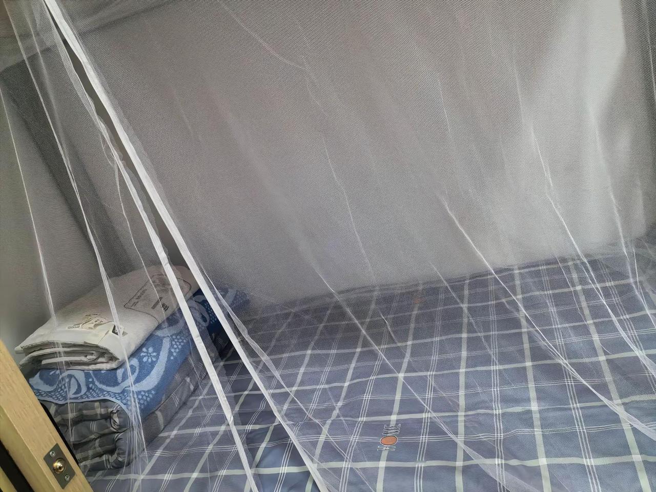 开启军训七天，磨练意志，锻炼身体.第一次独立住校，各种担忧，希望是一次锻炼自己的