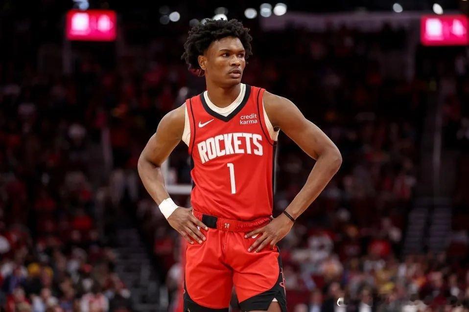 NBA[超话]  火箭记者Ben Dubose在播客中谈到火箭队的后场：“我们阵