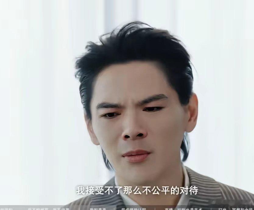 向太大概也没有想到，向佐会公开反对她，而且他始终站在弟弟向佑这边。向佐觉得父母不