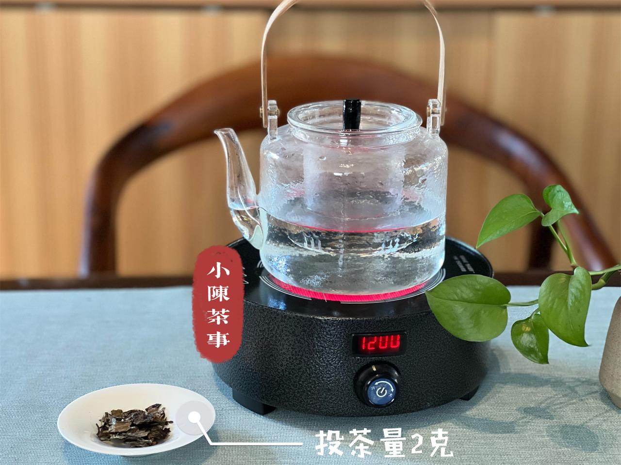 跟风买了煮茶壶，该煮什么茶？怎么煮不苦涩？
◆什么茶适合煮？
记住一个技巧——选