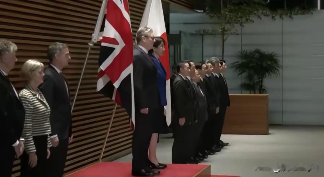 日英会谈遇冷 准联盟提议当场碰壁
 
高市早苗抛准联盟，斯塔默全程不接茬。
 