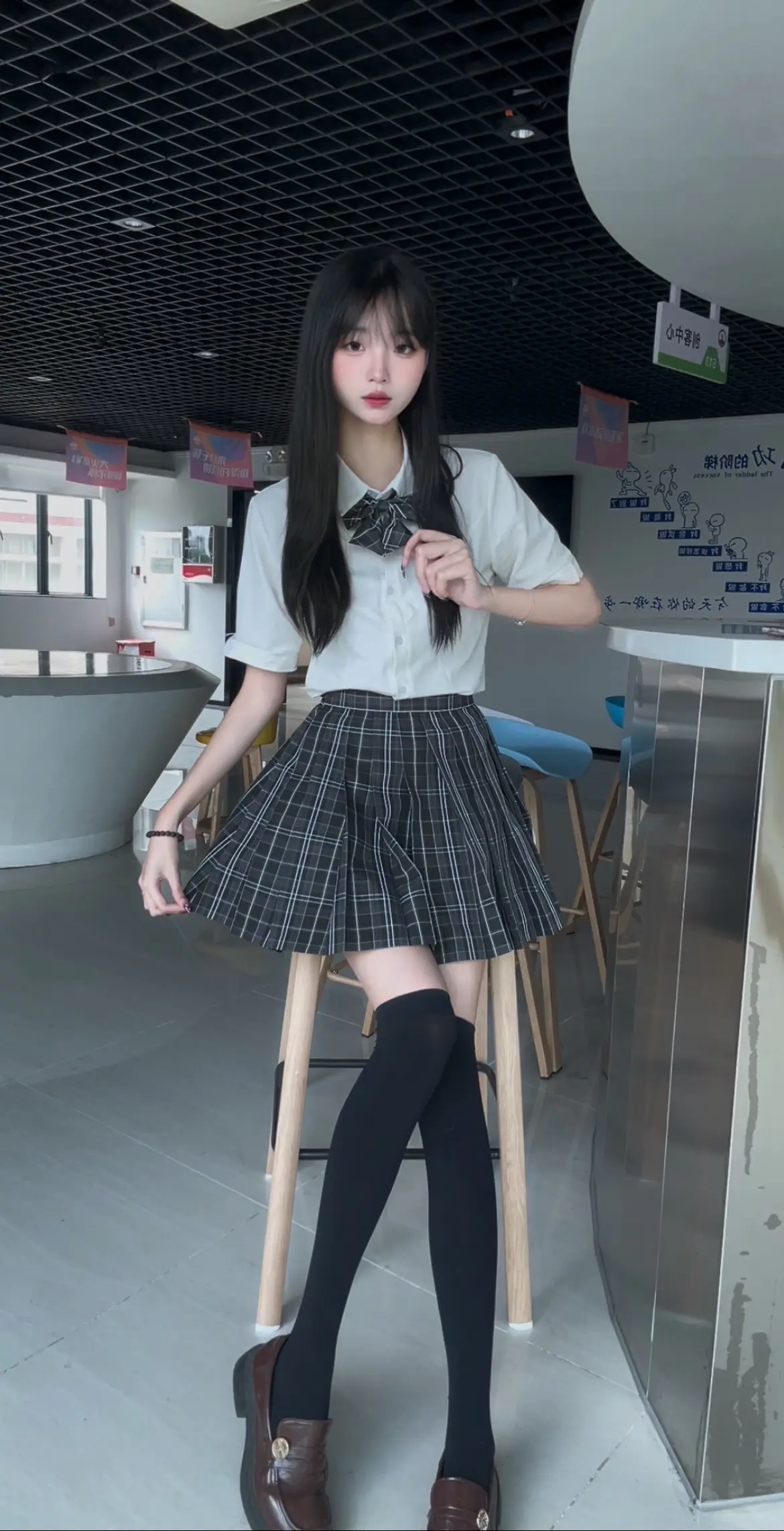 总是把我晾在一边 忽略我的感受 用时间来消磨我情绪的你 其实并不是懒惰...