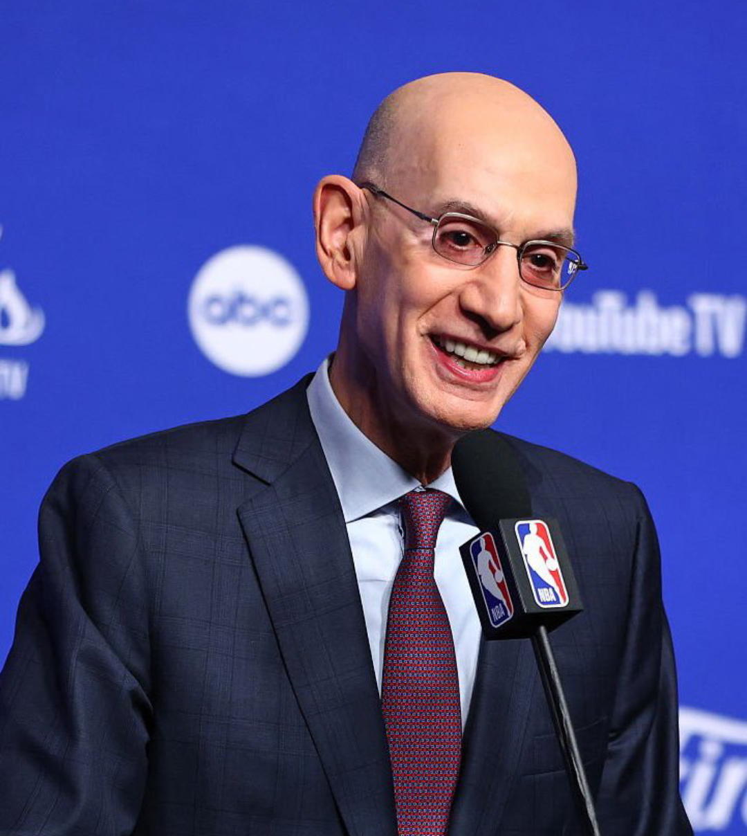 亚当·萧华表示，即将推出的NBA技术可以让家长屏蔽体育博彩广告，以防止孩子看到这