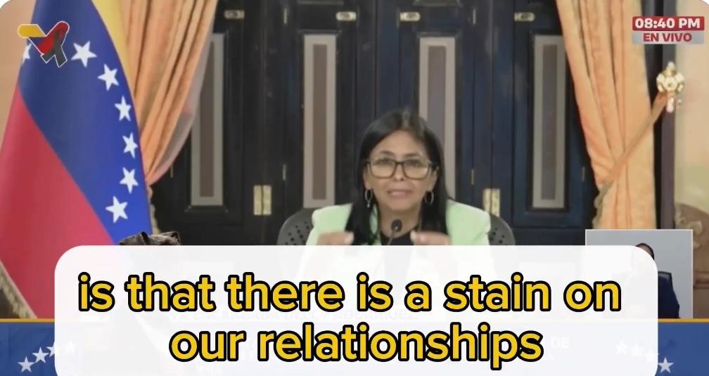 委内瑞拉代理总统德尔西·罗德里格斯严厉批评美国：
“我首先要说的是，我们（与美国