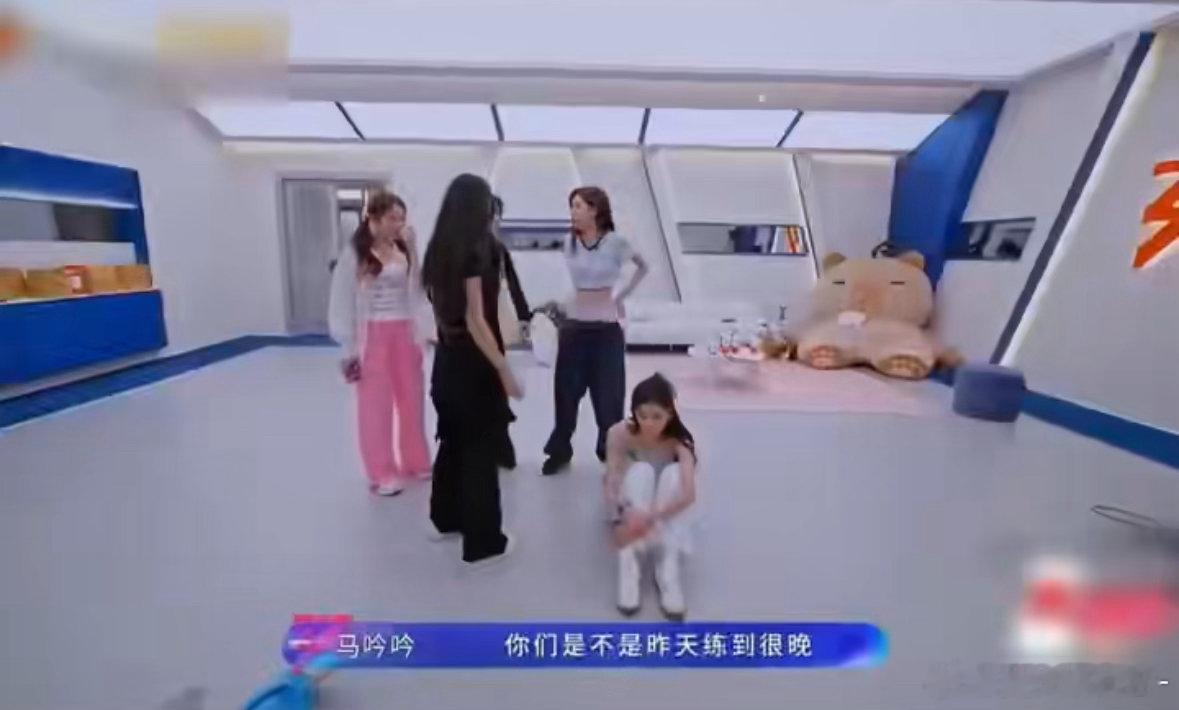 宋妍霏你的马吟吟来了太喜欢她们之间的相处模式，一句你的人来了精准戳中，CC兴奋得