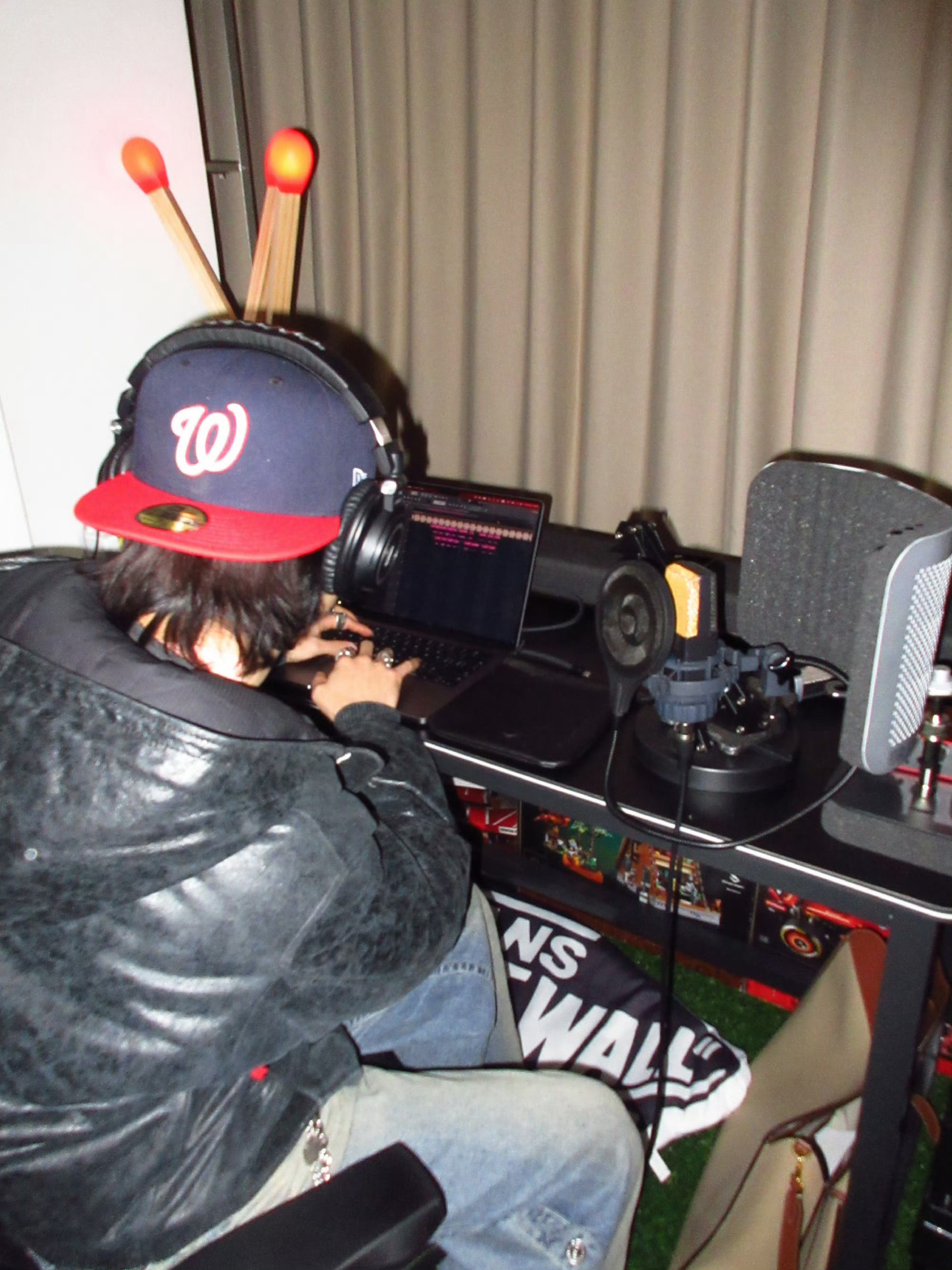 什么什么 听说马伯骞要发新歌了快发快发期待ing～ 