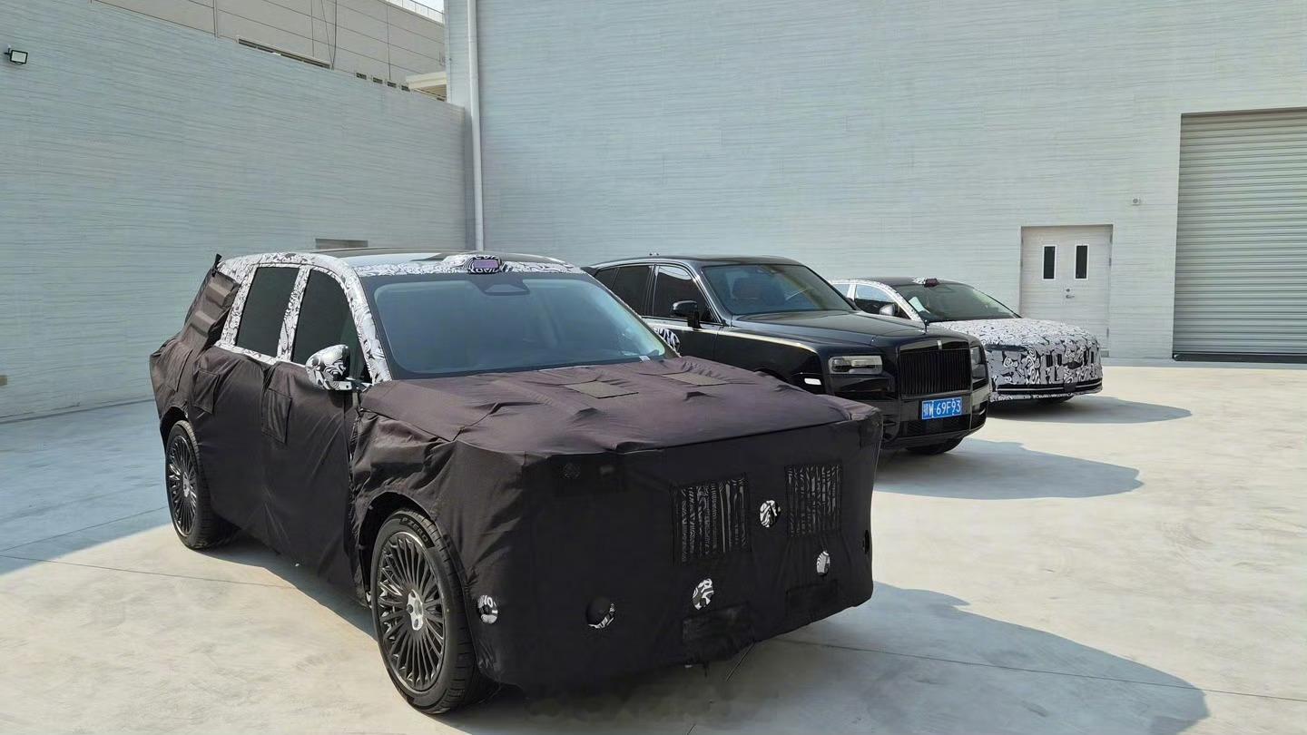 这三款车型分别是岚图即将推出的全尺寸旗舰 SUV（内部代号“泰山”）、劳斯莱斯库