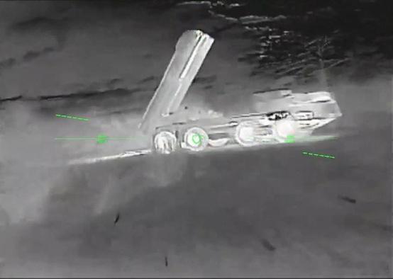 乌方公开打击俄巡逻舰画面【画面公开！乌武装部队总参谋部：采取行动打击俄方巡逻舰、