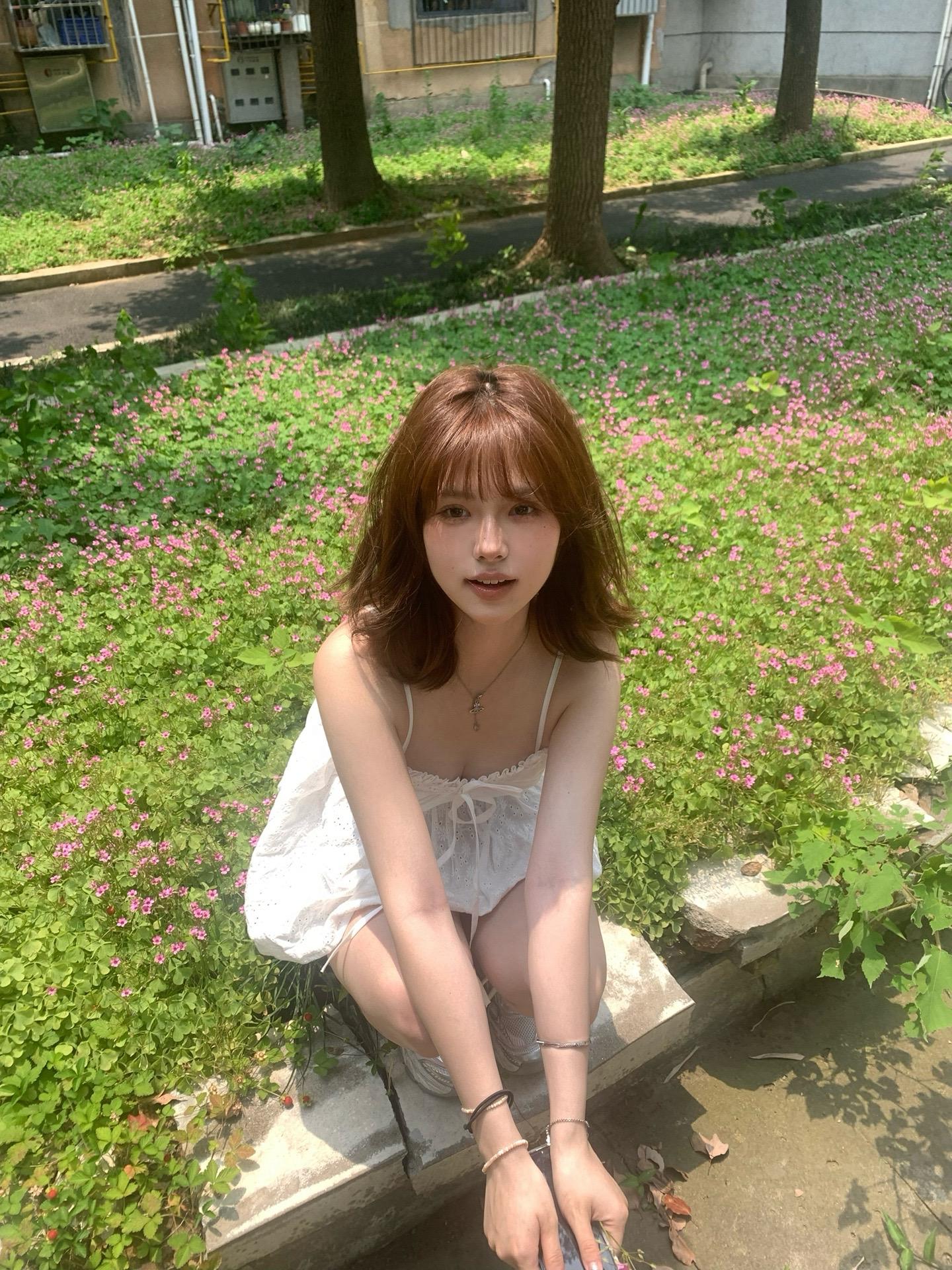 去想无关紧要的事吧。